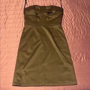 Women’s BCBG Strapless Dress Brown with Bow front and zipper back EUC Size 4